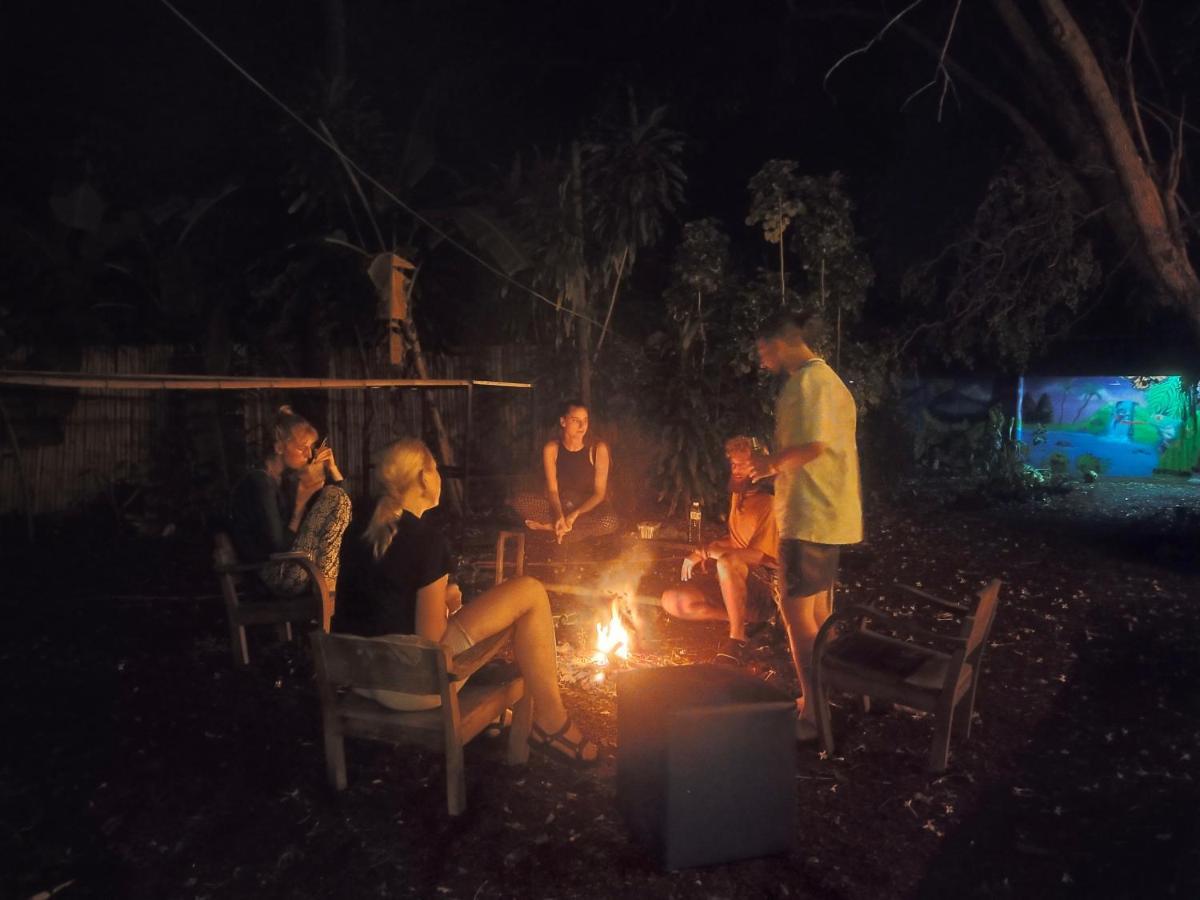 Moov Inn Garden Hostel Ko Tao Dış mekan fotoğraf