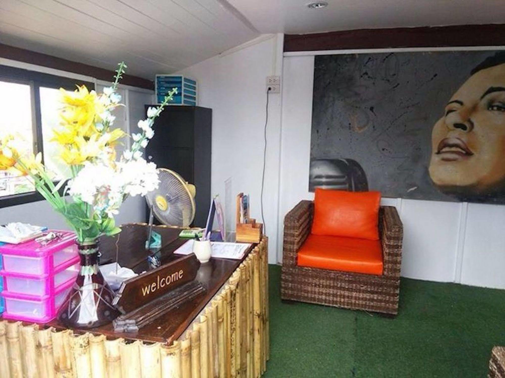 Moov Inn Garden Hostel Ko Tao Dış mekan fotoğraf