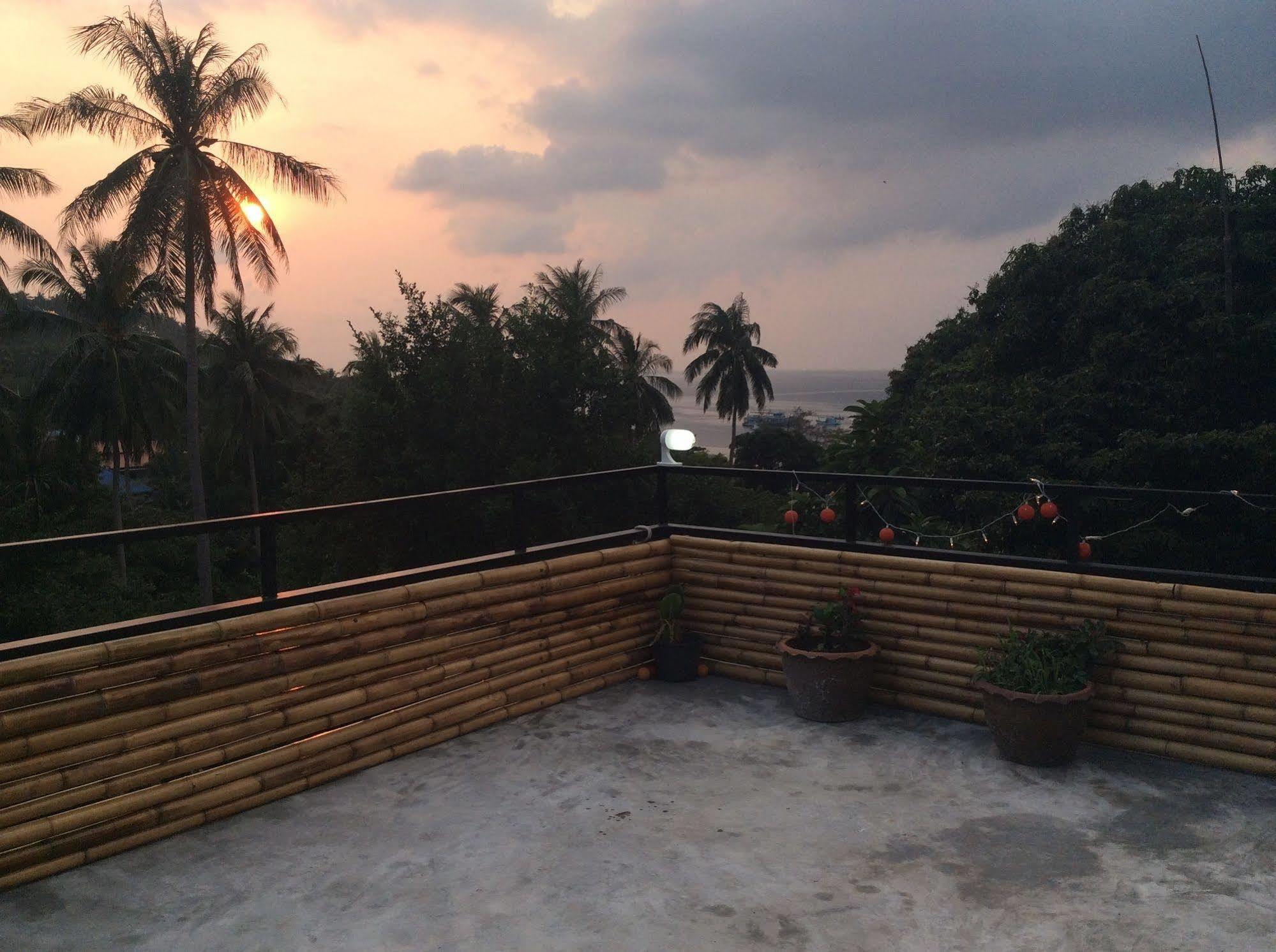 Moov Inn Garden Hostel Ko Tao Dış mekan fotoğraf