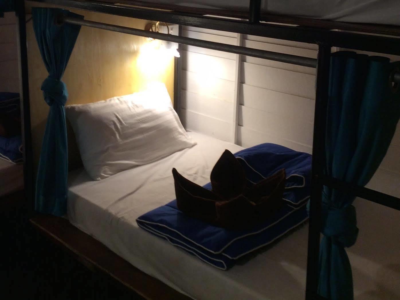 Moov Inn Garden Hostel Ko Tao Dış mekan fotoğraf
